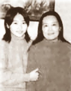 Zhang Mo và mẹ, Tiếu Hoa. Nguồn: instant-news.us