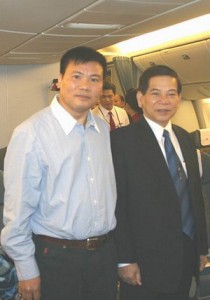 Trương Duy Nhất trong lần tháp tùng đoàn công du sang Mỹ với Chủ tịch nước Nguyễn Minh Triết. Nguồn: OntheNet
