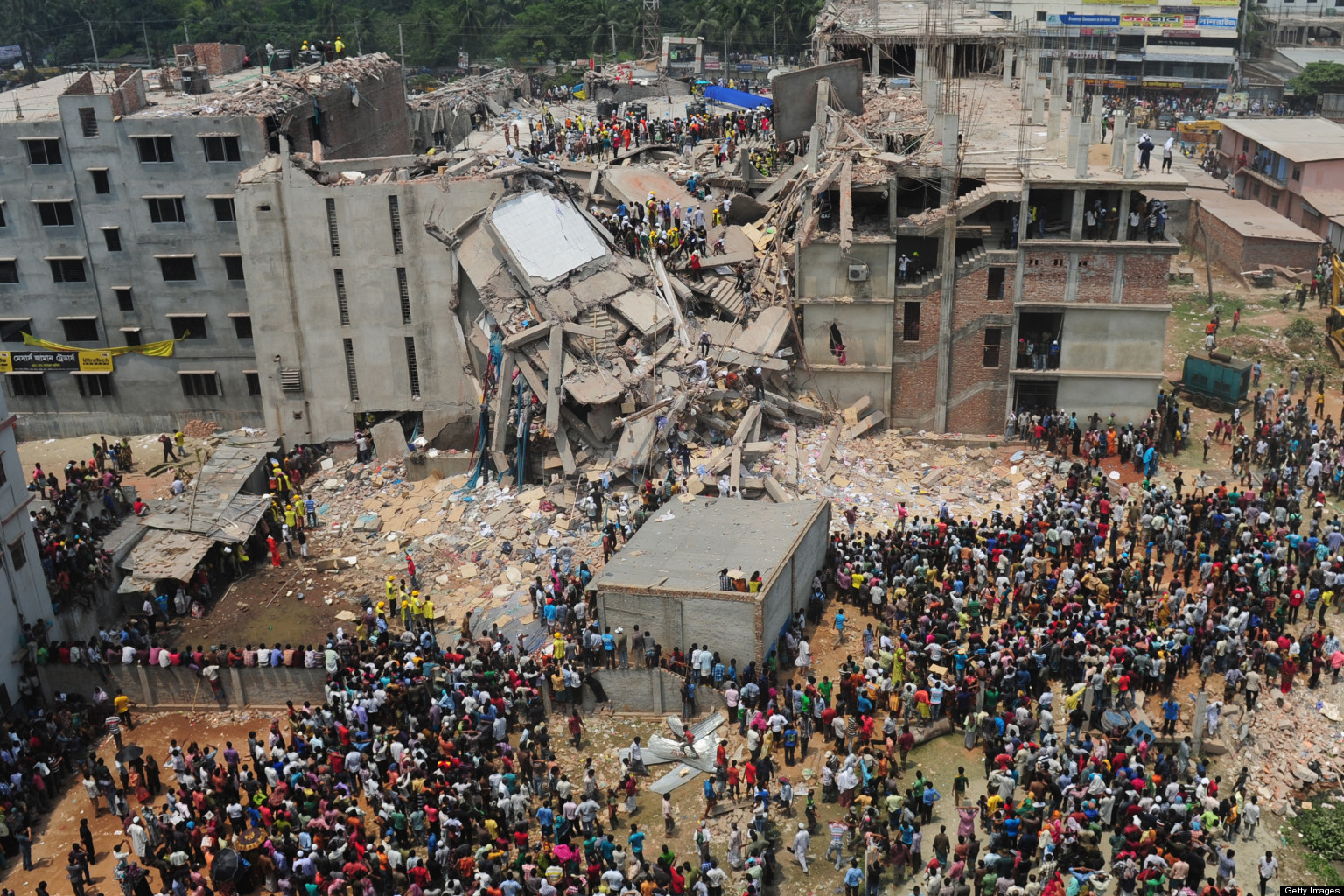 Thảm hoạ công nghiệp tại Bangladesh. Nguofn: (MUNIR UZ ZAMAN/AFP/Getty Images)