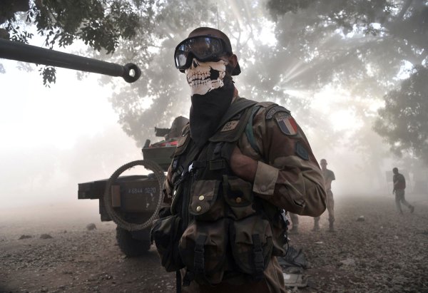 Lính Pháp ở châu Phi (2013). Nguồn: Issouf Sanogo / AFP / Getty Images