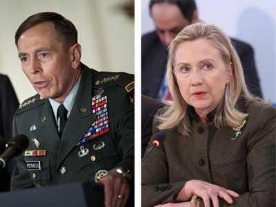 Trường Petraeus và Cựu Ngoại trưởng Clinton. Nguồn: OntheNet