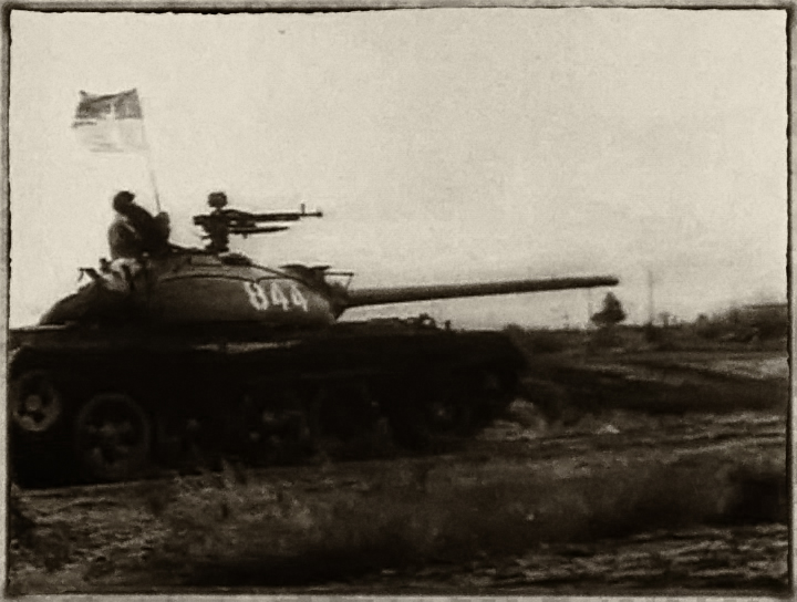Tăng T-54 của Cộng quân tiến vào Ban Mê Thuột. Nguồn: wikiwand.com
