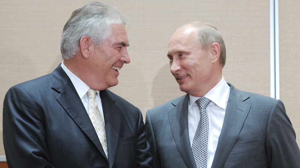 Rex Tillerson bà Vladimir Putin. Nguồn: ALEXEY DRUZHININ/AFP/Getty Image